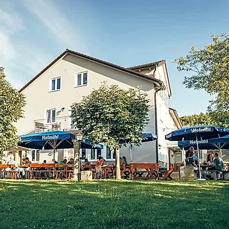 Отель Hirschenwirt