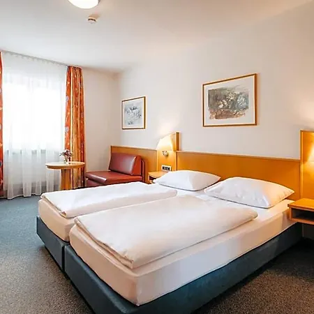 Hirschenwirt Отель 3*